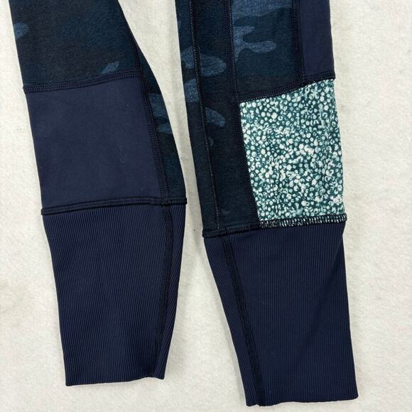 Lululemon Ankle Leggings Size 2 Navy Blue Camouflage Mixed Print Ribbed Hem - Picture 2 of 9